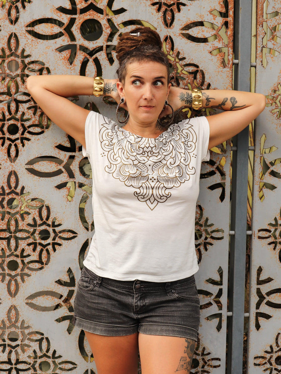 NOMAD ✦ BOTAN ✦ WHITE &amp; GOLD