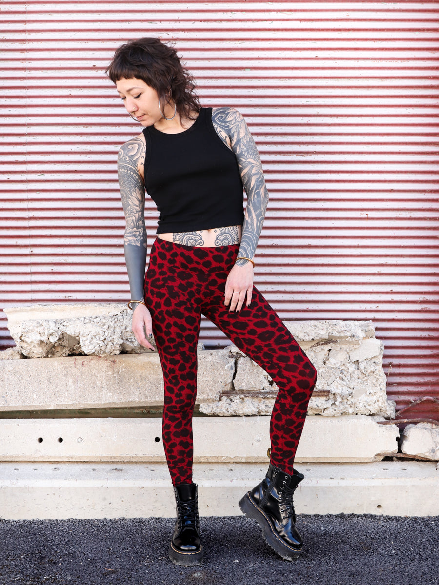 HATHA ✦ LEO ✦ RED