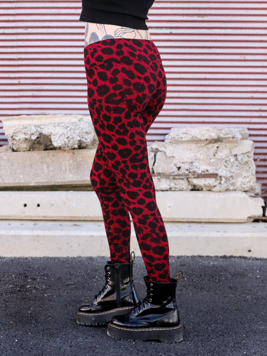 HATHA ✦ LEO ✦ RED