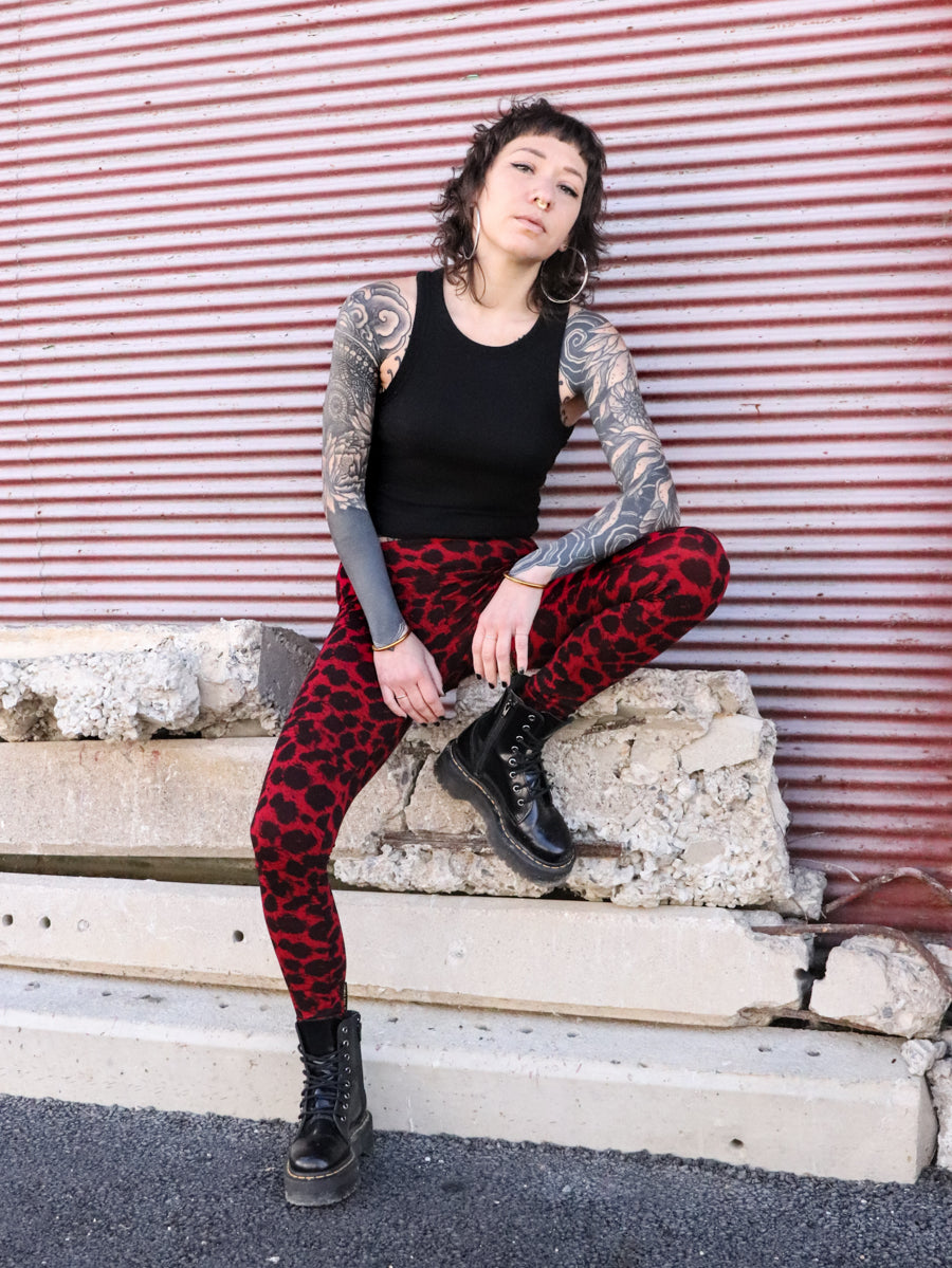 HATHA ✦ LEO ✦ RED