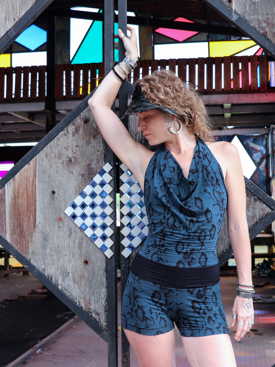 BOMBA ✦ SNAKE ✦ BLUE