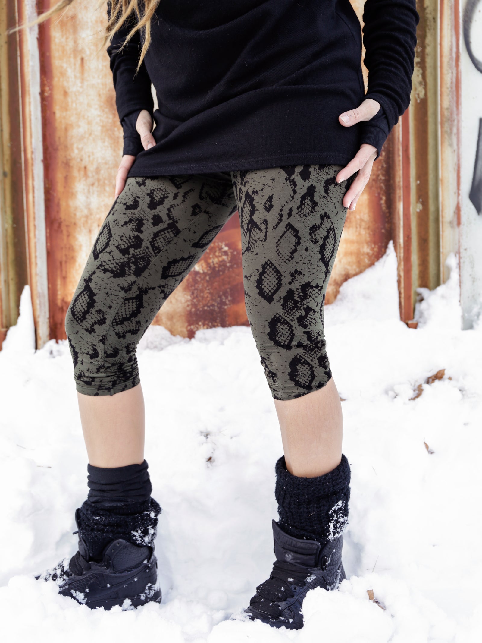 COBRA ✦ SNAKE ✦ LICHEN