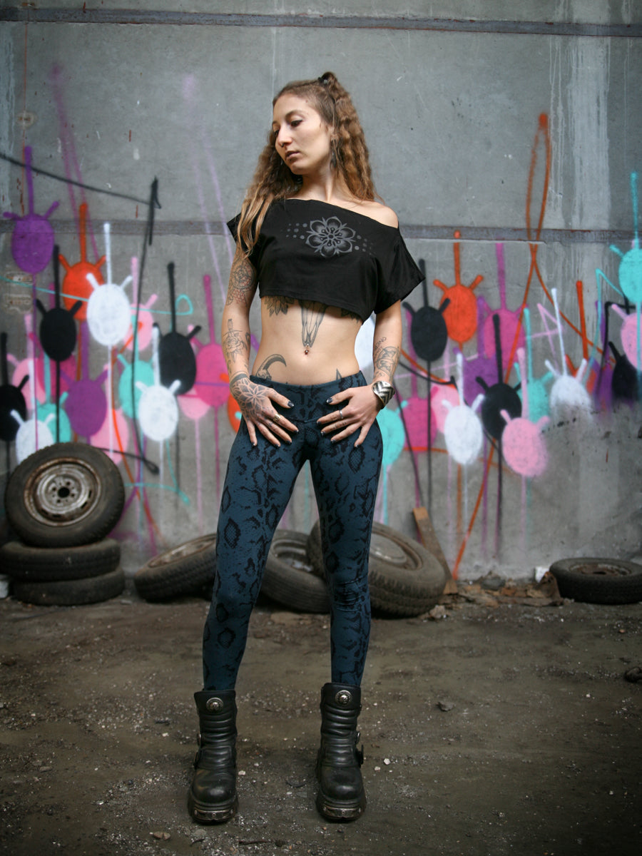 HATHA ✦ SNAKE ✦ BLUE