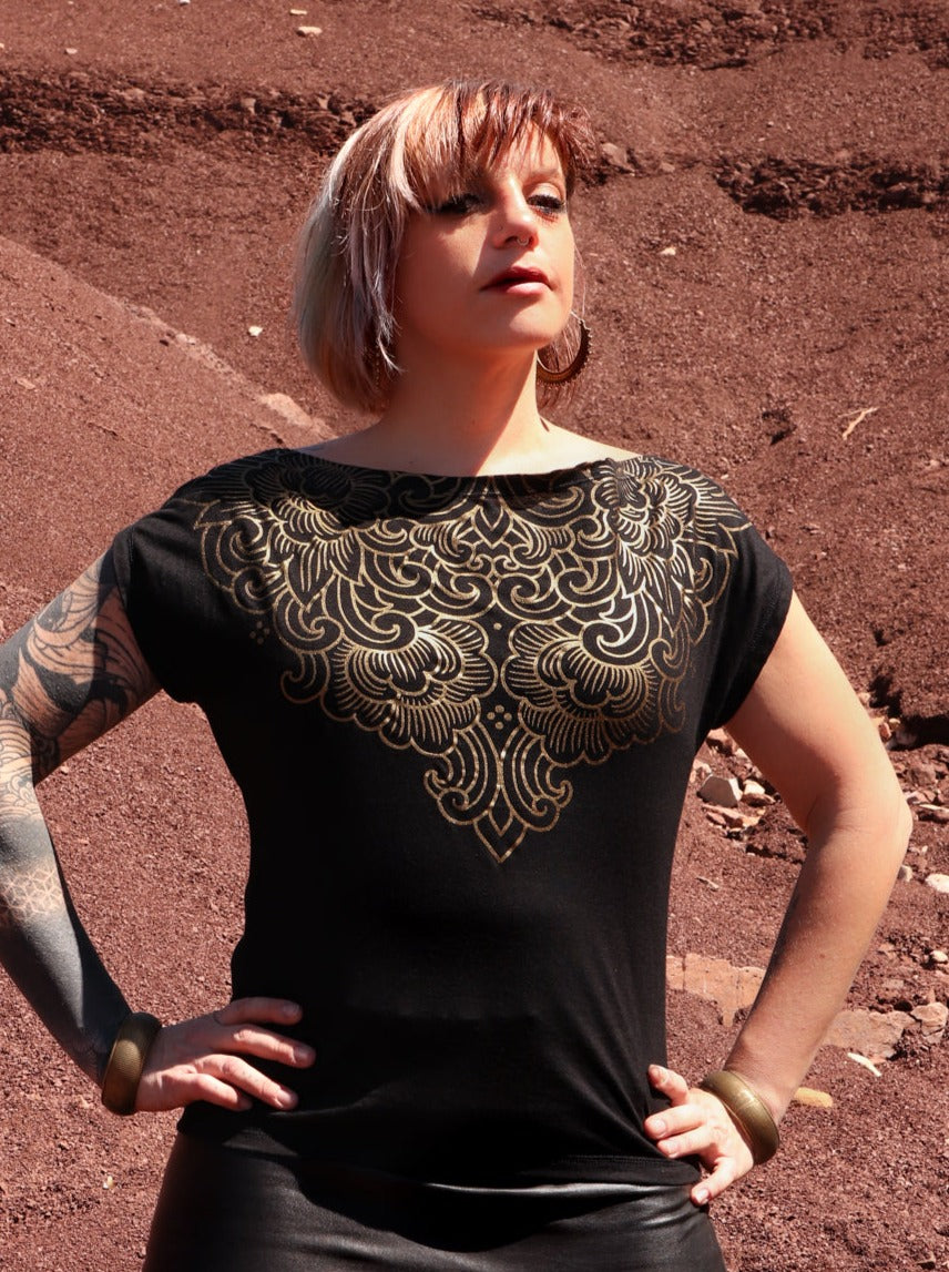 NOMAD ✦ BOTAN ✦ BLACK & GOLD