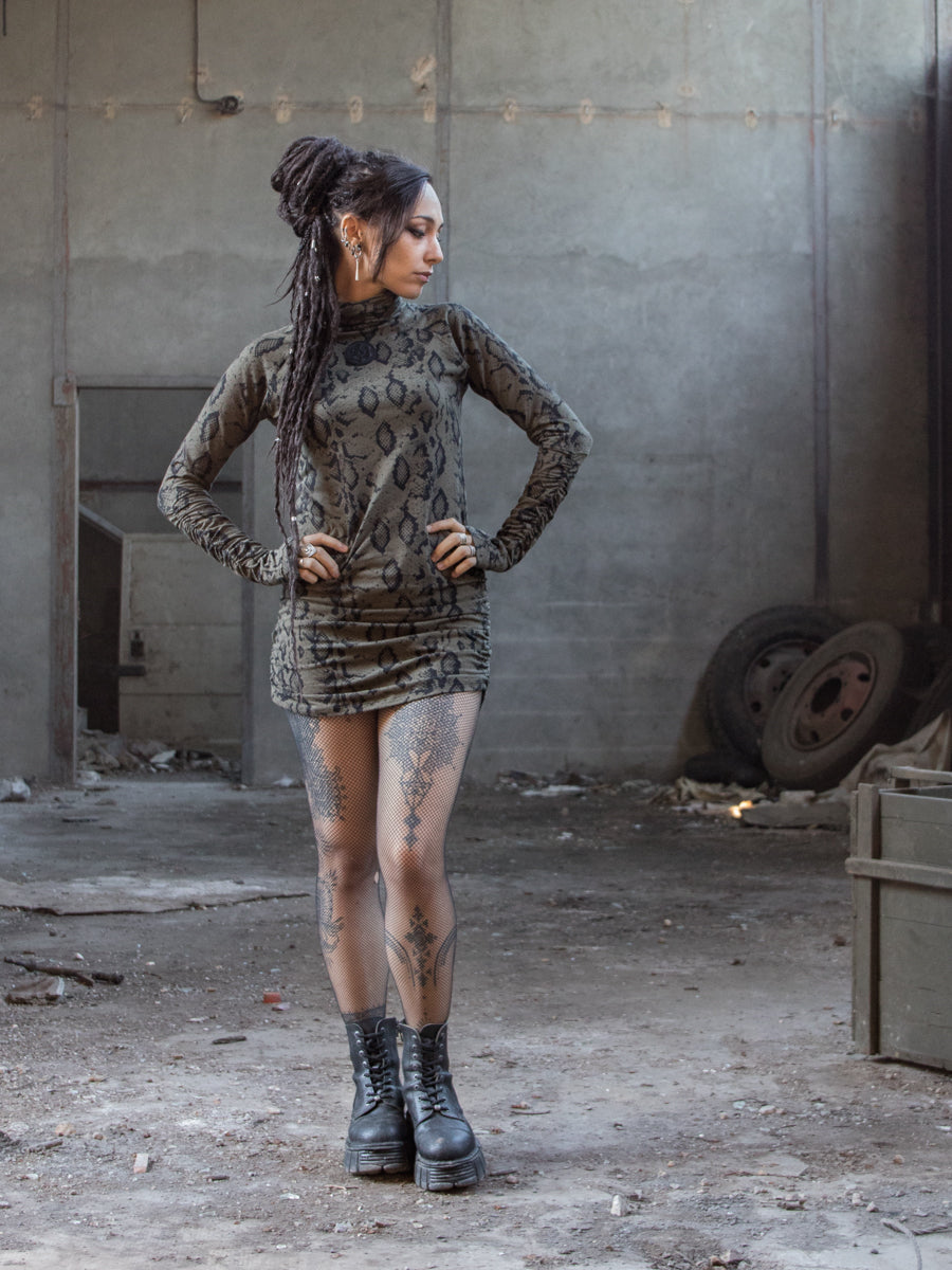 SUTRA ✦ SNAKE ✦ FOREST