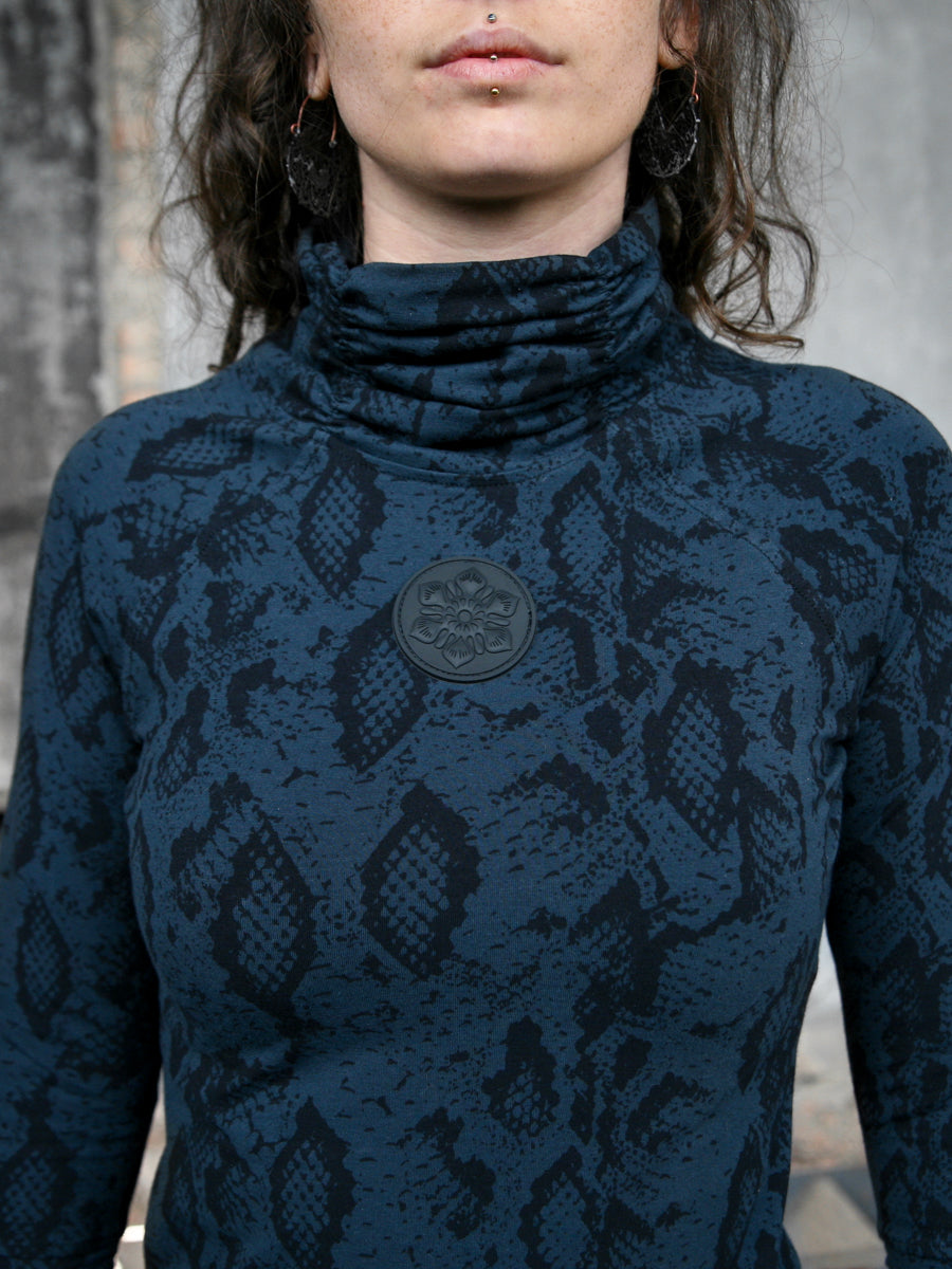 SUTRA ✦ SNAKE ✦ PETROL