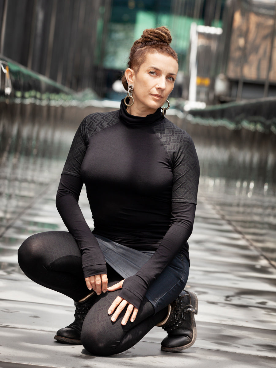 TARA ✦ LONGMA ✦ BLACK