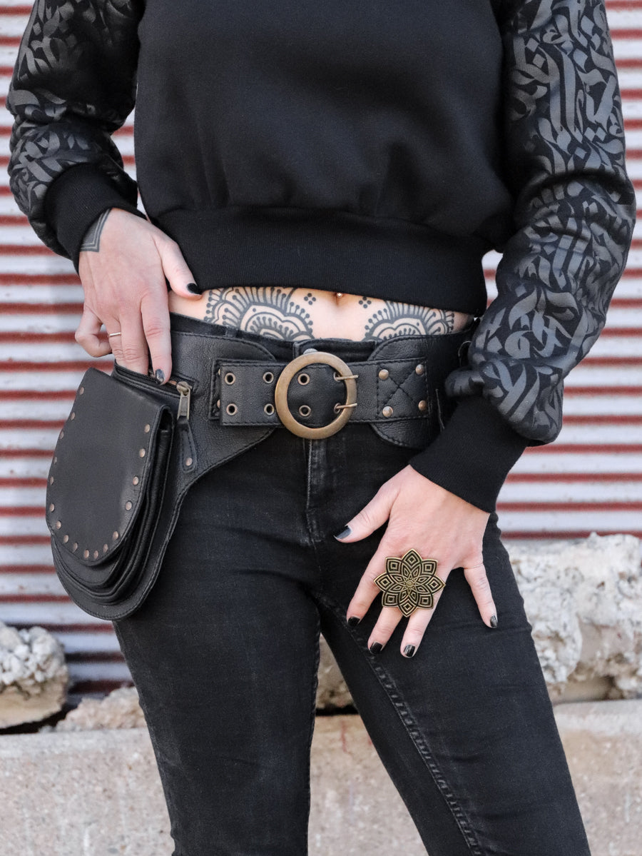 ISHTAR 2.0 ✦ BLACK ✦ GOLD