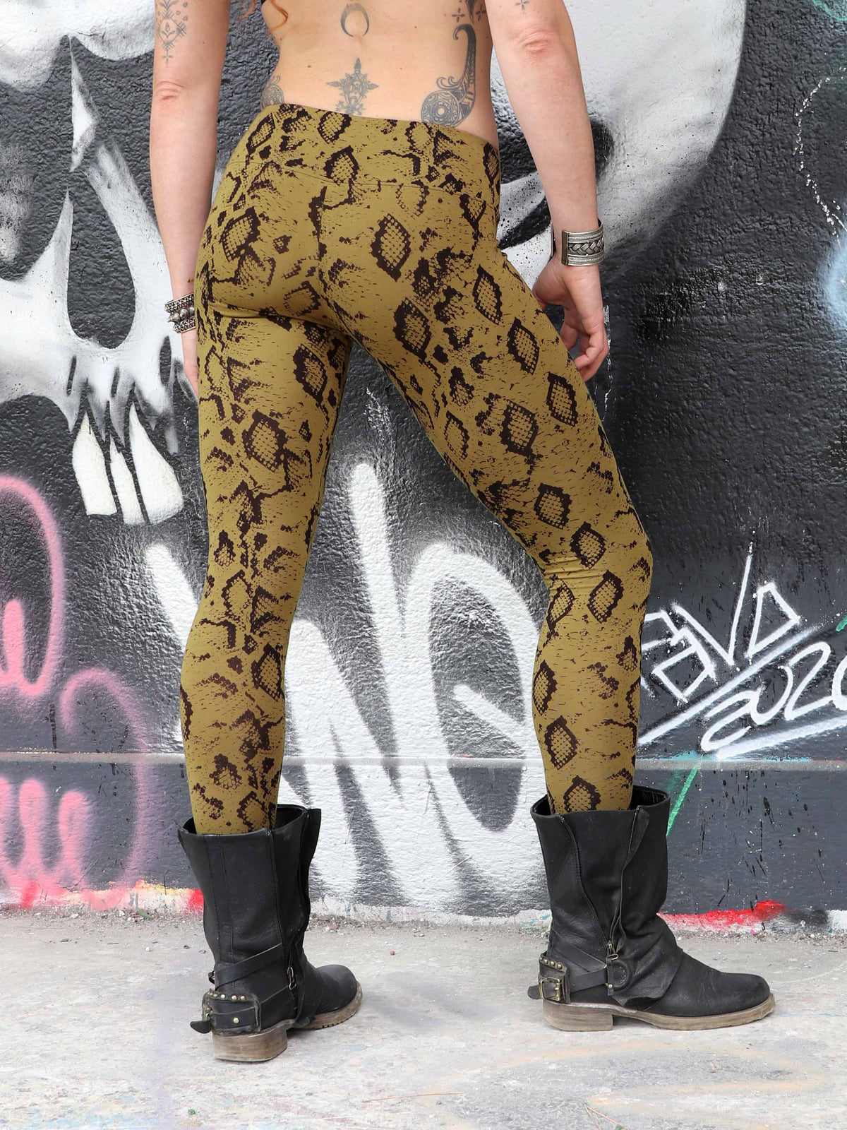 HATHA ✦ SNAKE ✦ GOLD