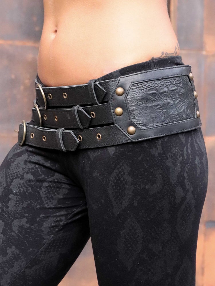 CALISTO ✦ BLACK ✦ CROCO