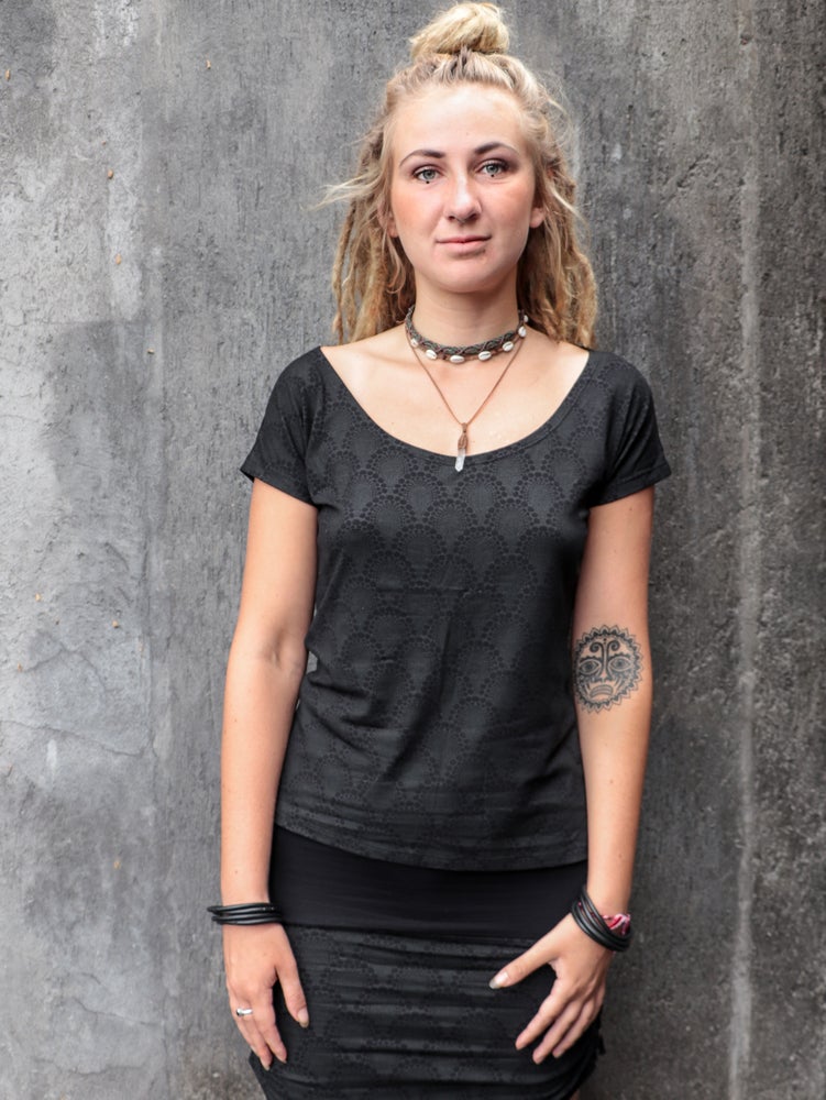 MOJO ✦ DROP ✦ BLACK