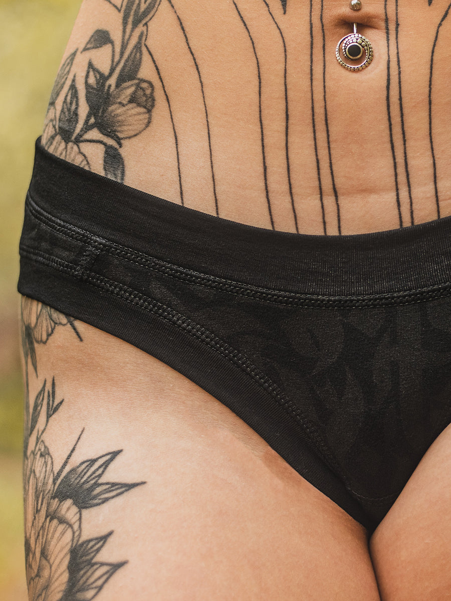 Q-LOT ✦ KALAM ✦ BLACK